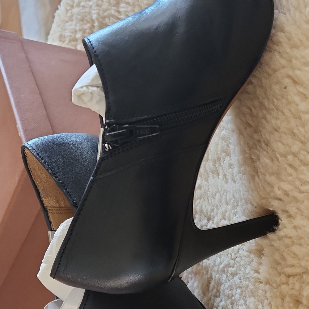 NWT IOB Coach Black Seneca Glazed Leather Shoe Boot Size 8M - Picture 11 of 15